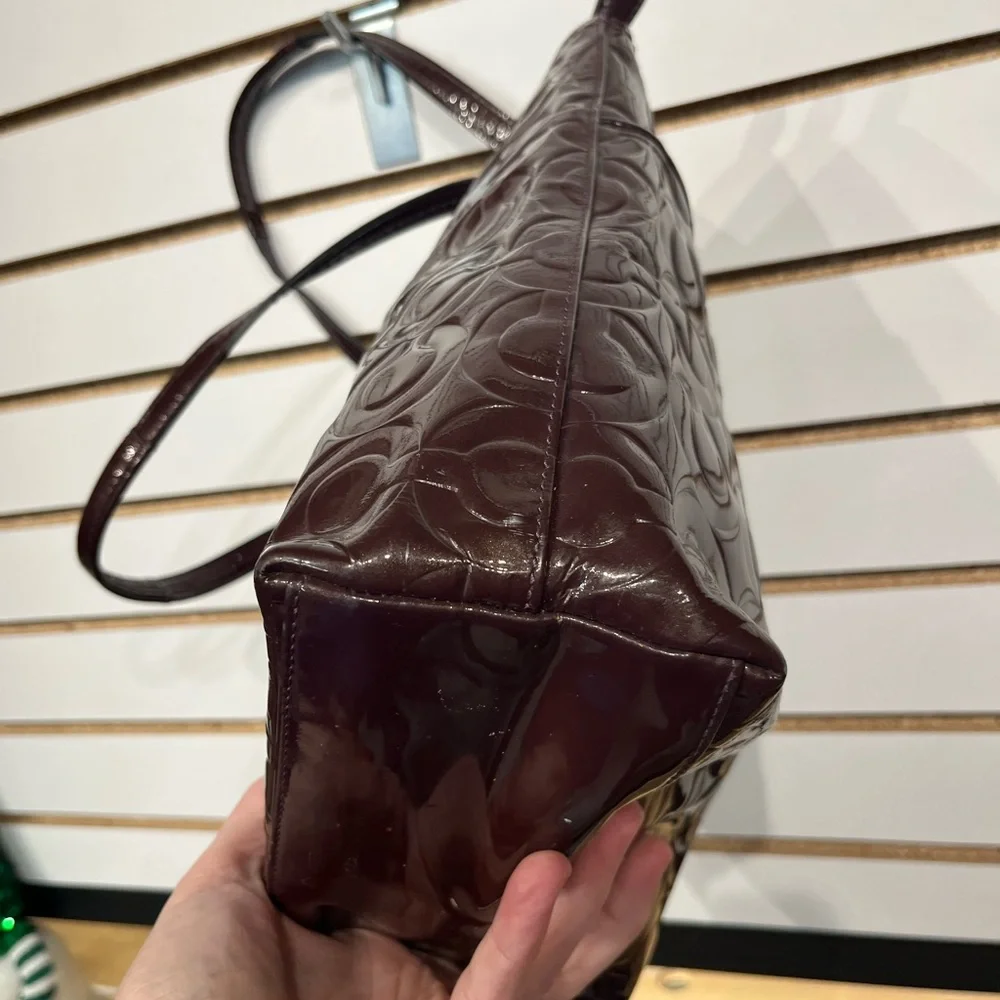 Coach Signature Patent Leather Gallery Tote - Picture 5 of 13